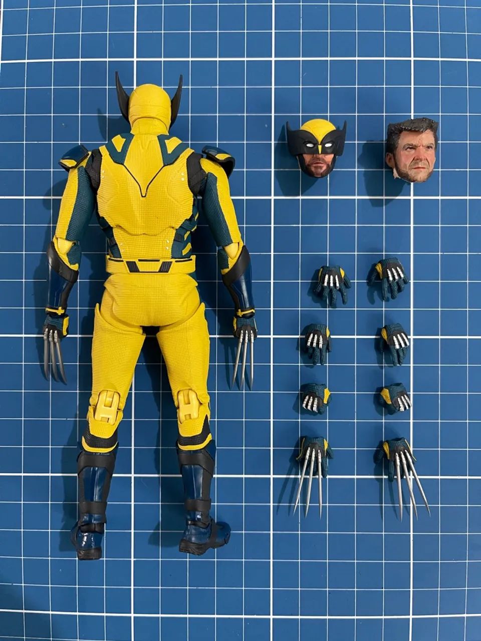Wolverine - SH Figuarts Original + Head custom  - Foto 4