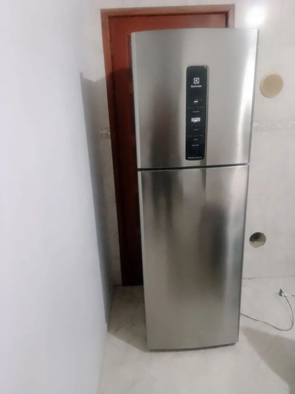 Vendo geladeira 