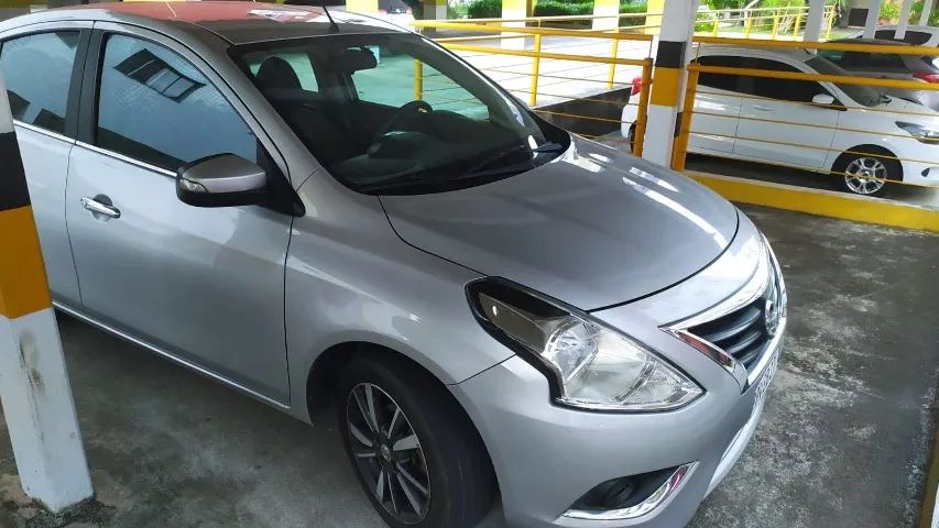 Nissan Versa SL 1.6 16V 2018