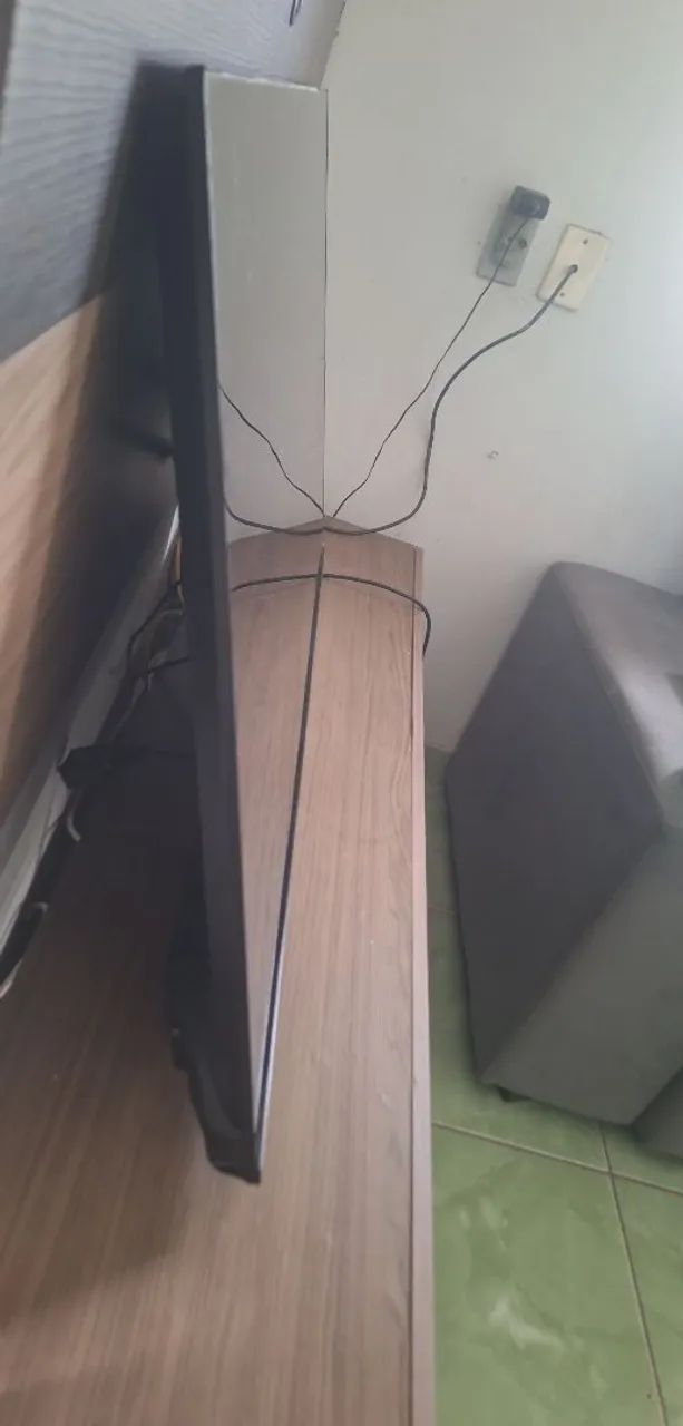 Vendo TV 50 polegadas preço desapego para para concerto ou retirada de peças  - Foto 4