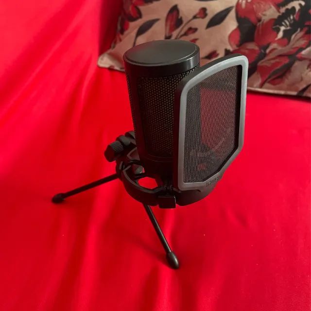 Microfone Gamer FIFINE AmpliGame A6V