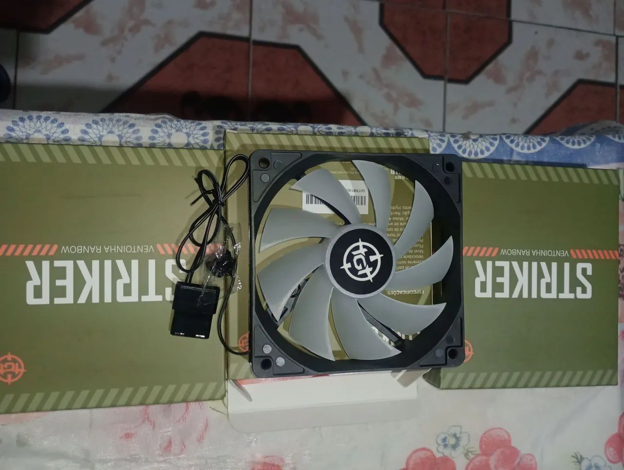 Kit 3 Ventoinha 120 mm com RGB led produto novo  - Foto 2