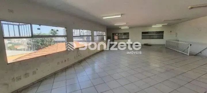 Prédio Comercial à Venda em Santo André  Bairro Bangu, 386 m², 4 Vagas