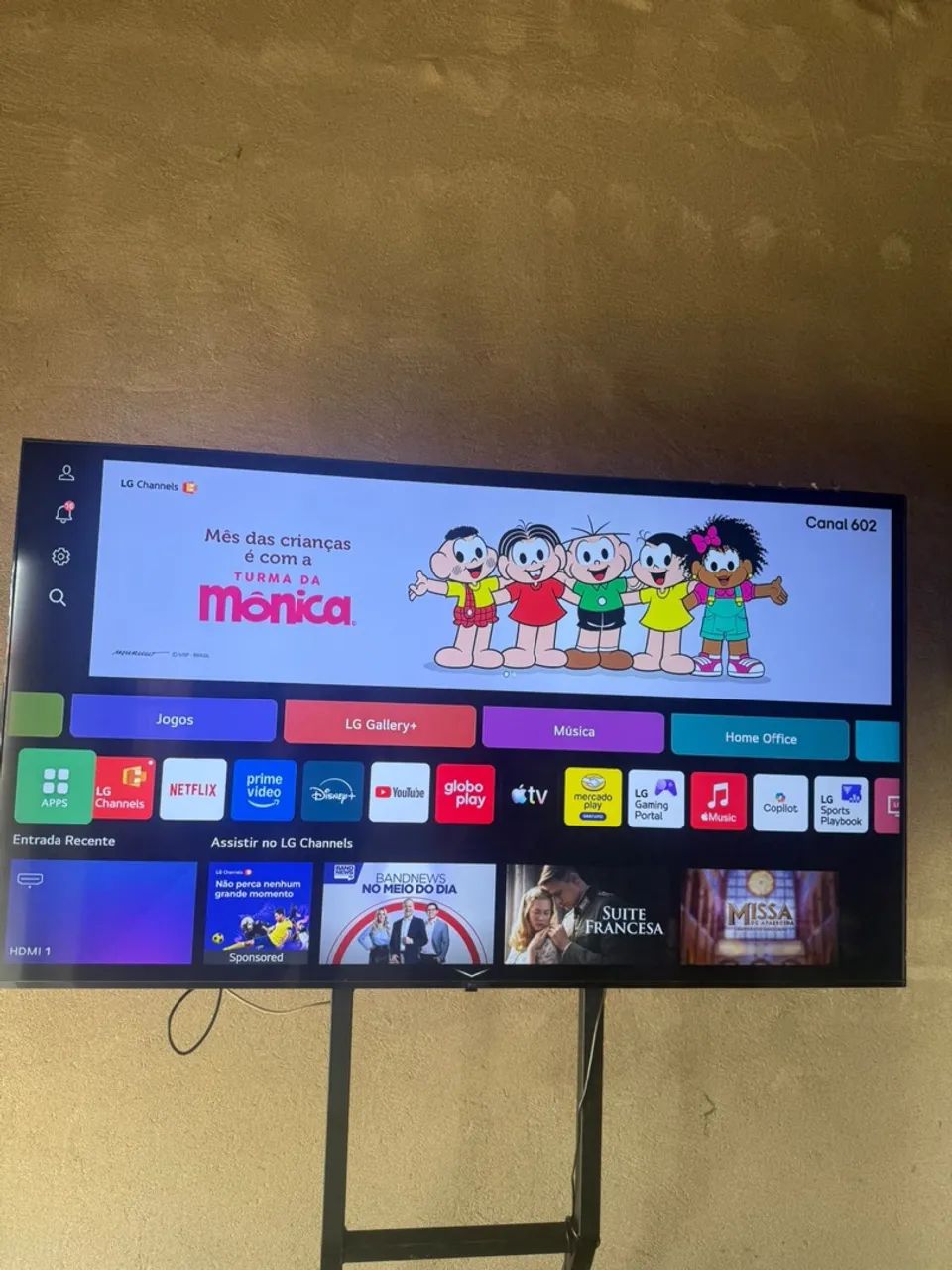 Vendo TV  Lg 75 polegadas smart - Foto 2