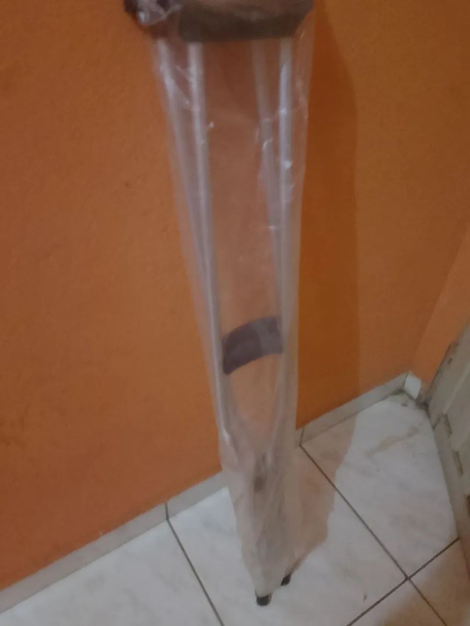 Par de muletas axilar  - Foto 2