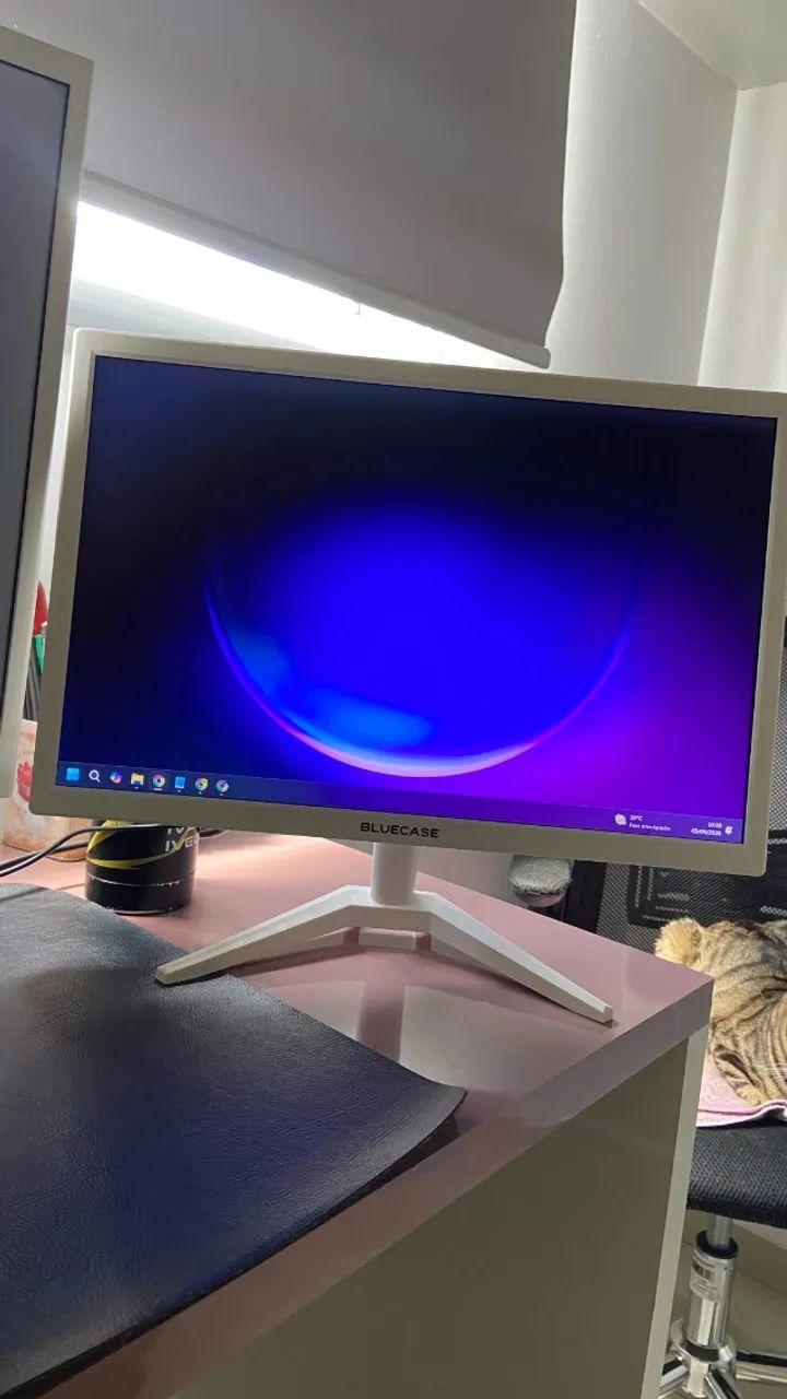Monitor Bluecase novissimo