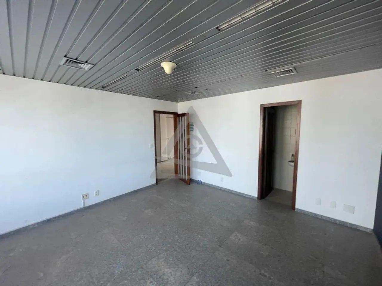 Sala para alugar em Campinas, Cambuí, com 240 m², Metropolitan Plaza - Cambuí - Foto 4