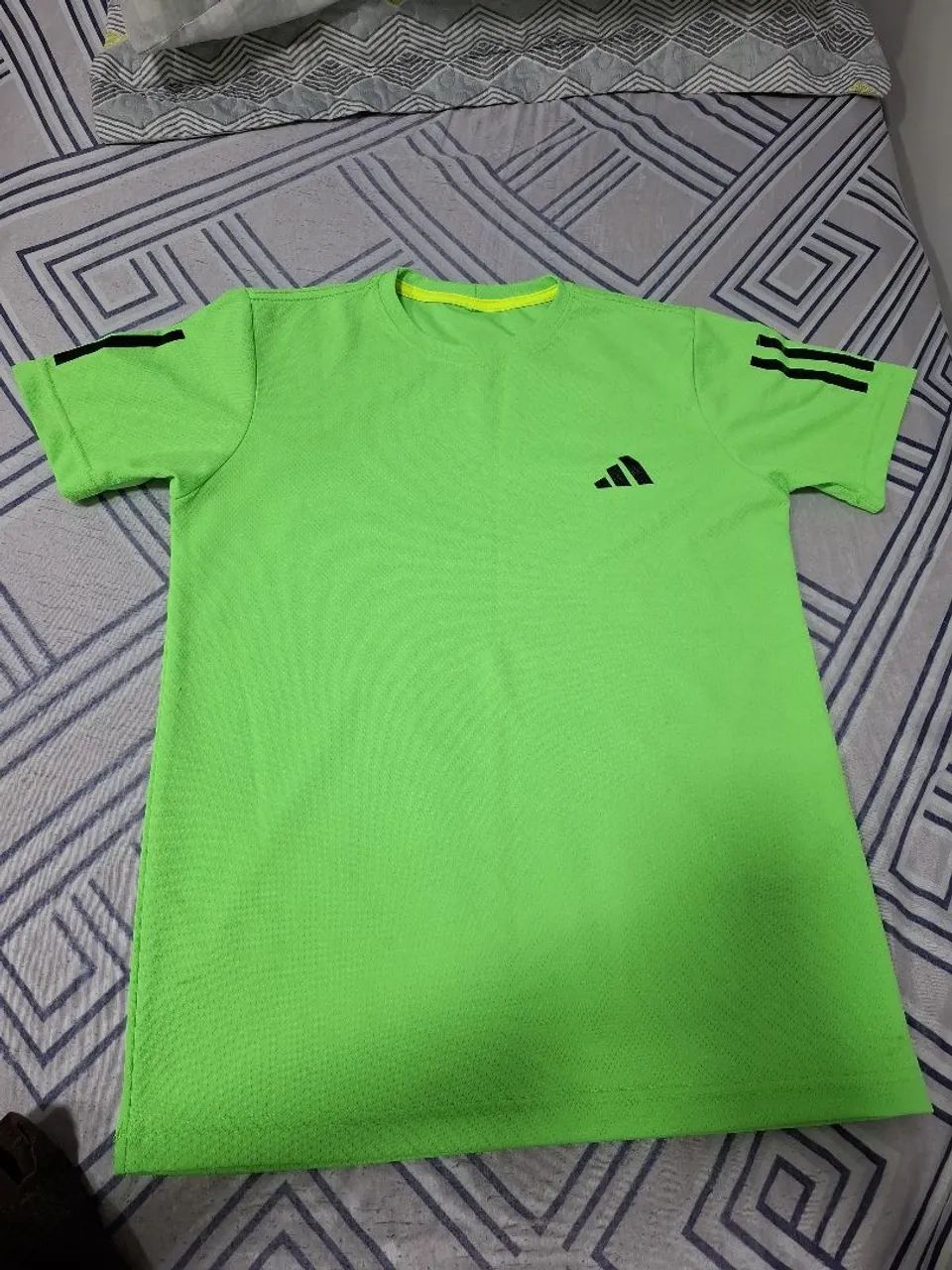 Vendo camisas Tamanho P - Foto 5