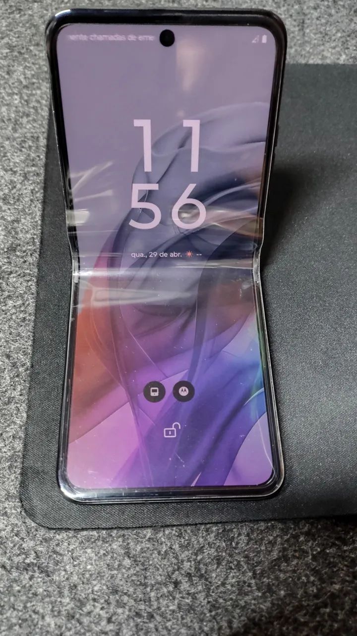 CELULAR MOTOROLA RAZR 50 5G 12 GB  - Foto 2