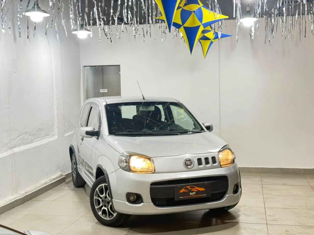 Fiat Uno Sporting 1.4 EVO Fire Flex 8V 2P 2012
