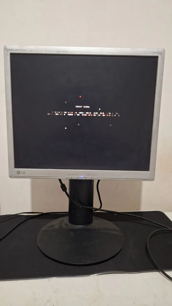 Monitor LG 17 Polegadas ótimo estado sem manchas pegando perfeitamente - Foto 2