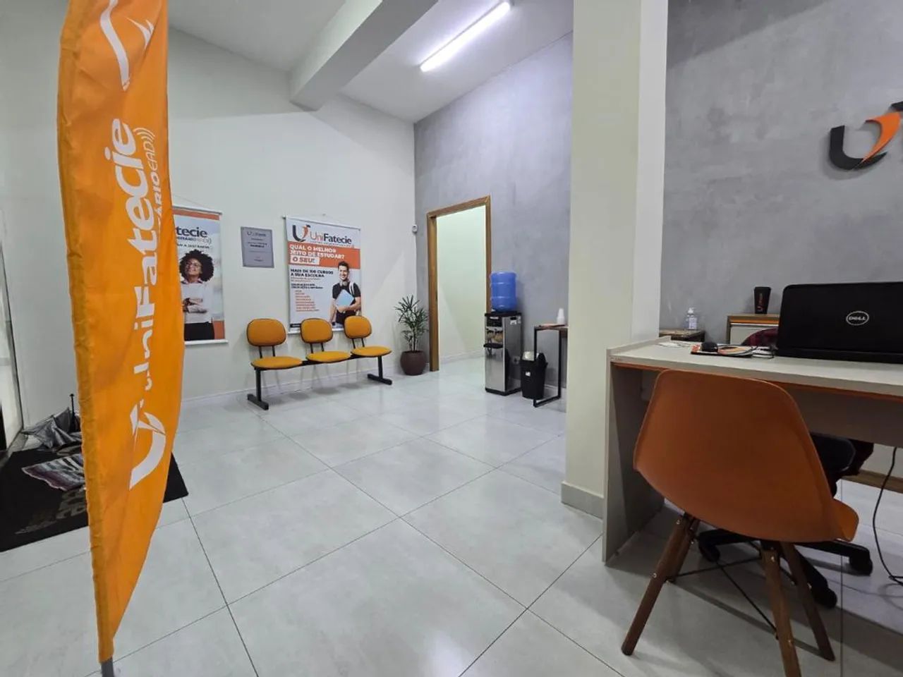 Barracão com 244 m² à Venda no Parque das Grevíleas - Maringá - Foto 5