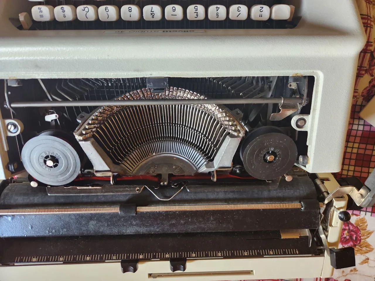 Máquina de datilografia Olivetti - Foto 3