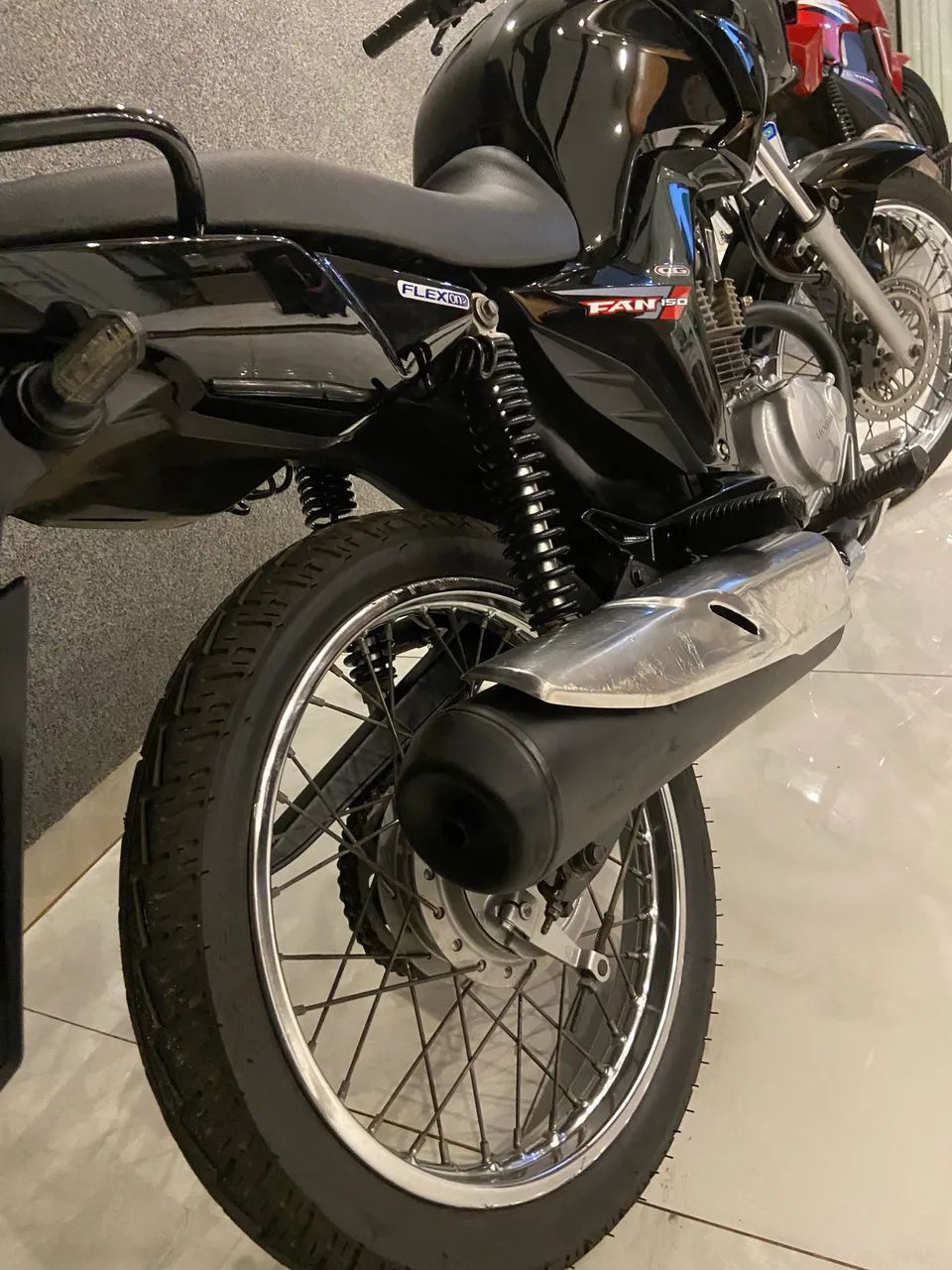 Vende se  - Foto 4