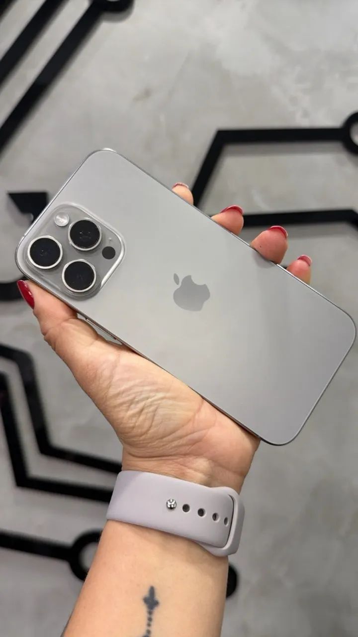 ?iPhone 16 Pro Max Natural Titanium - 256GB