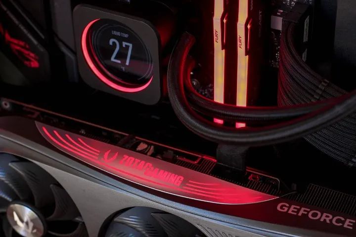 i7 13700KF - 64GB - RTX 4080 - Computadores e Desktops - Centro
