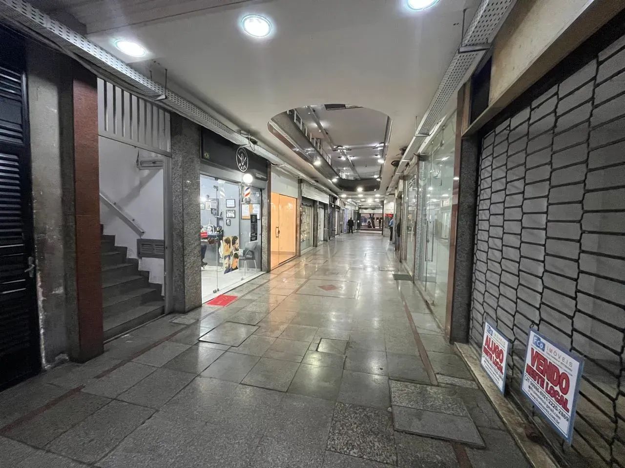 LOJA EM GALERIA-CENTRO NERVOSO DO CENTRO DO RIO