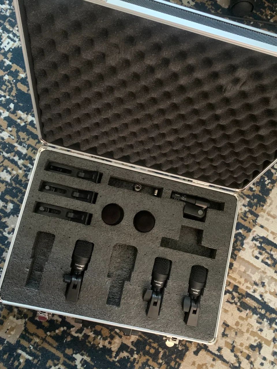Kit microfone de bateria behringer  - Foto 2