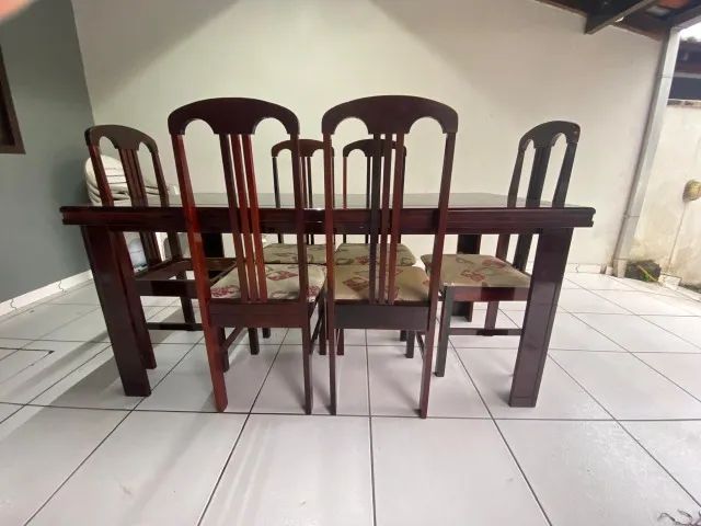 Mesa   6 cadeiras