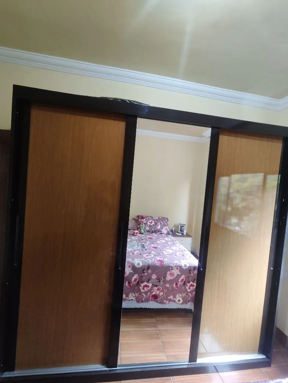 GUARDA ROUPA
