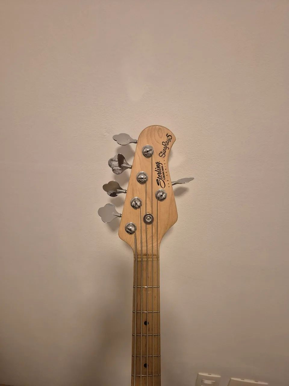 Baixo Sterling StingRay 5 Sunburst - Foto 3