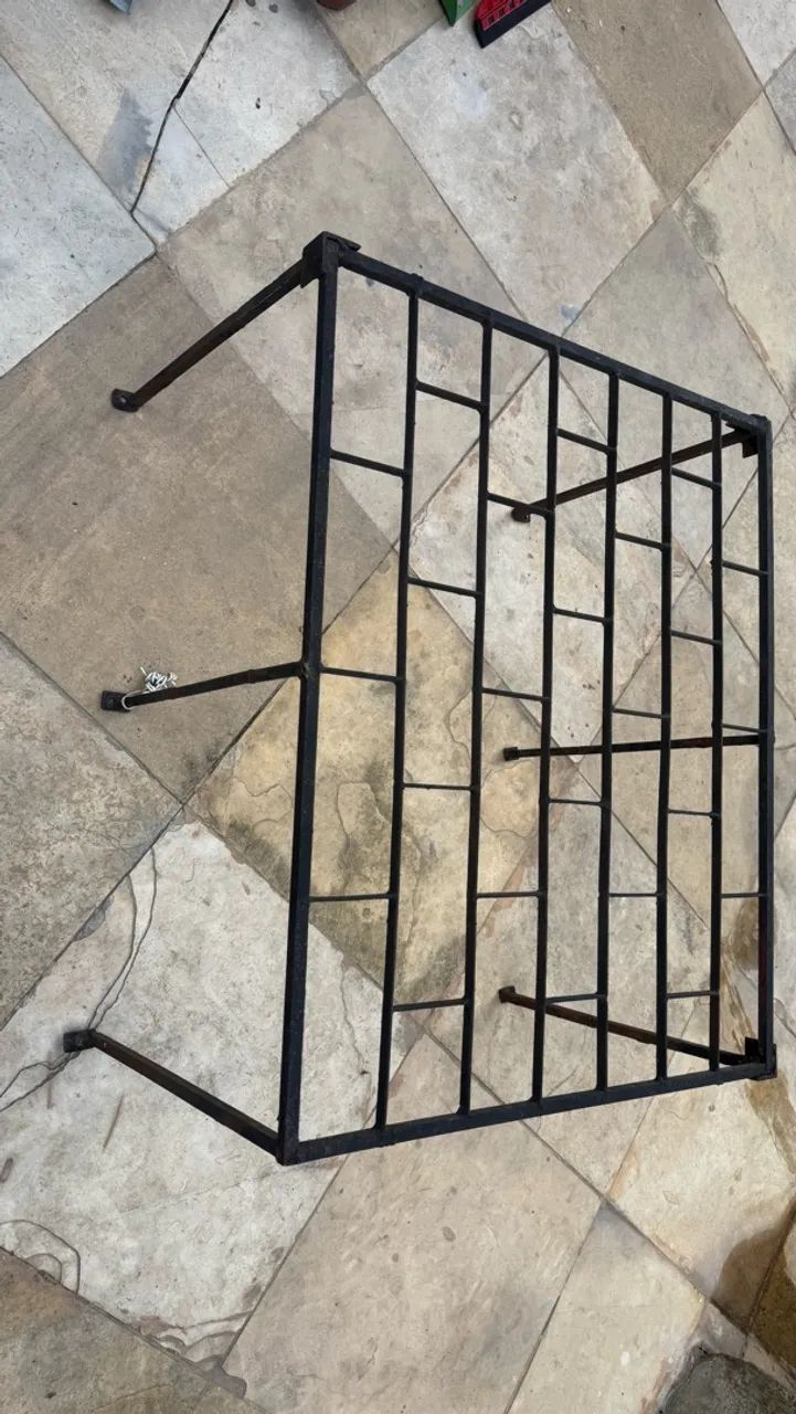 Grade de proteção de ar condicionado 