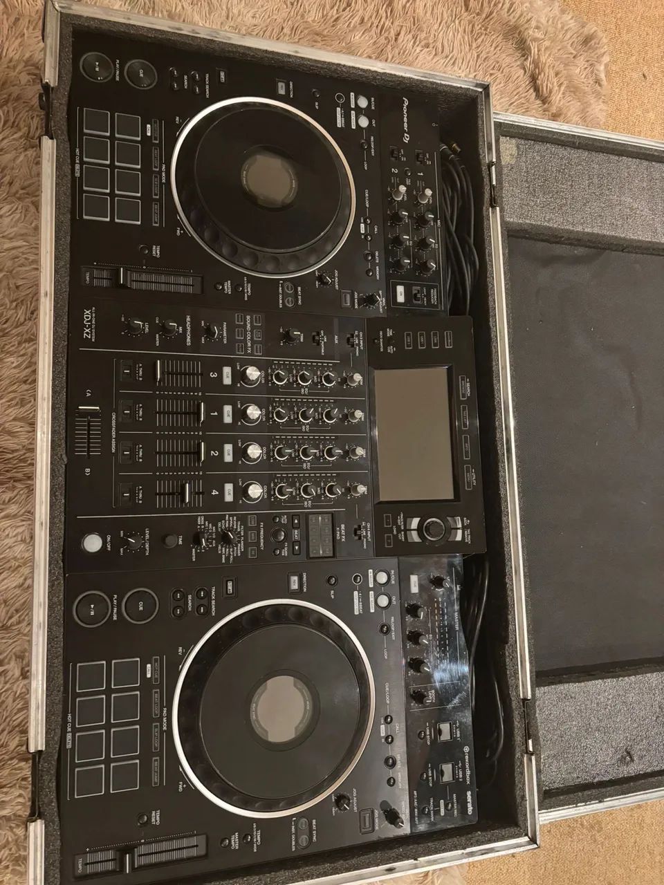 Controladora XZ com Case à Venda - Instrumentos musicais - Setor