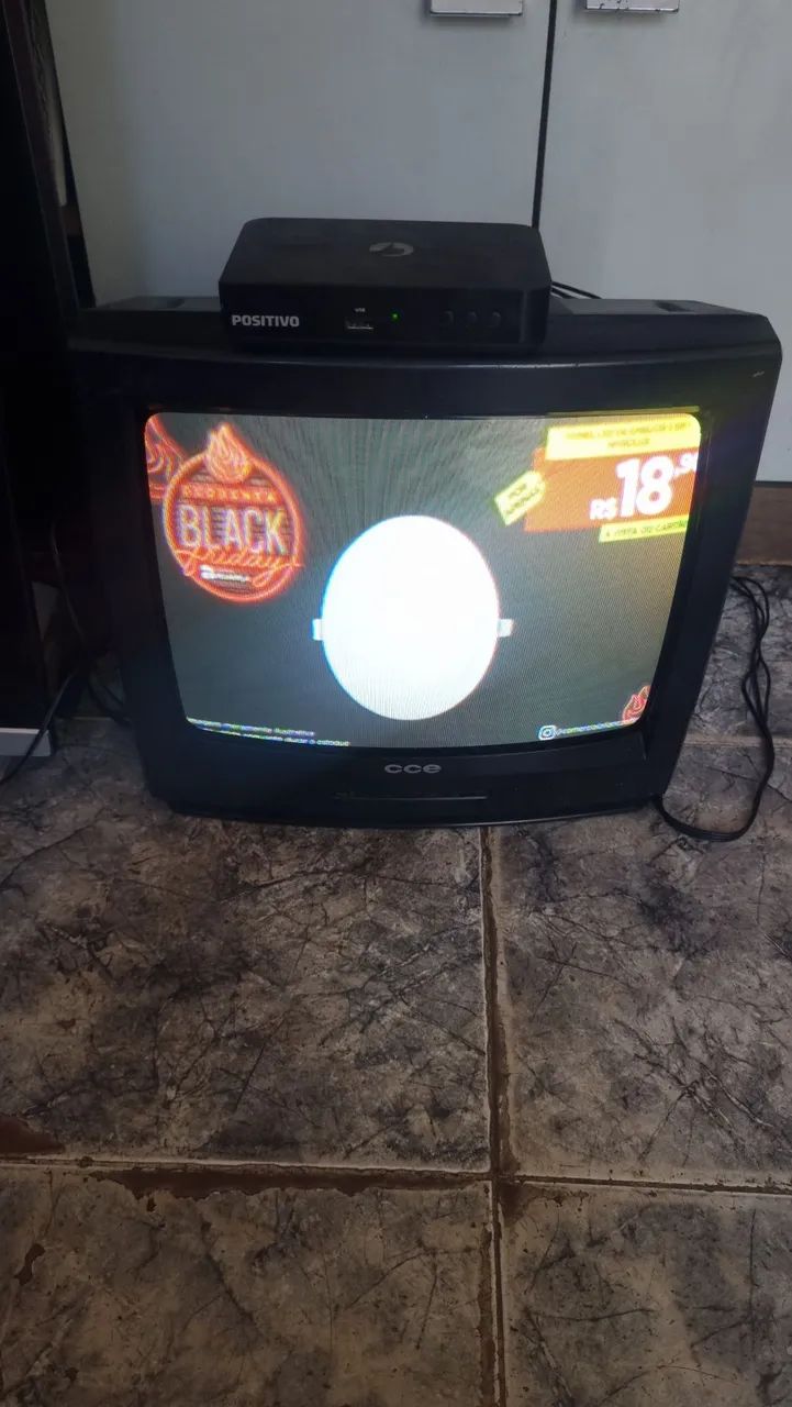 Vendo tv de 14 con conversor digital 