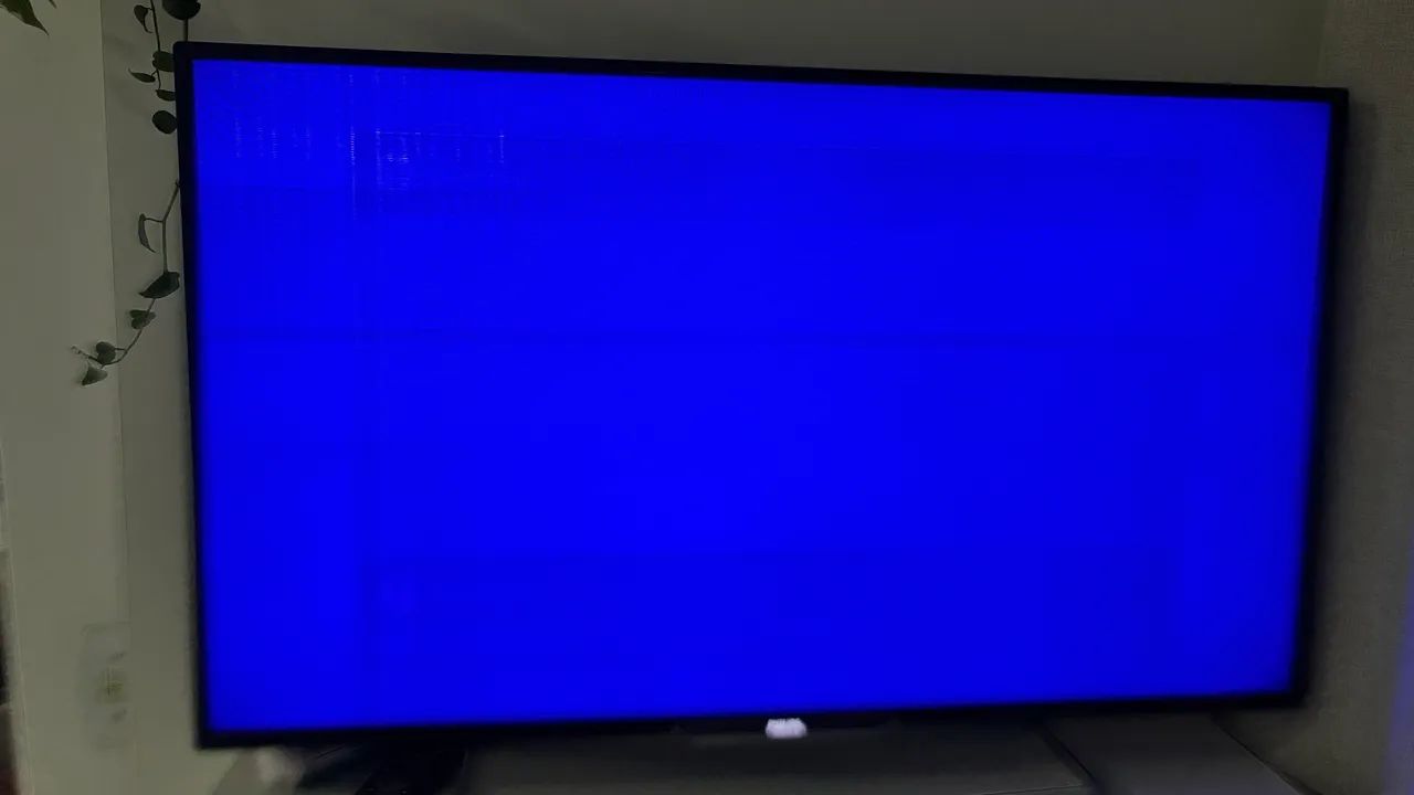 TV Smart Philips (ligando mas com defeito na tela) - Foto 3