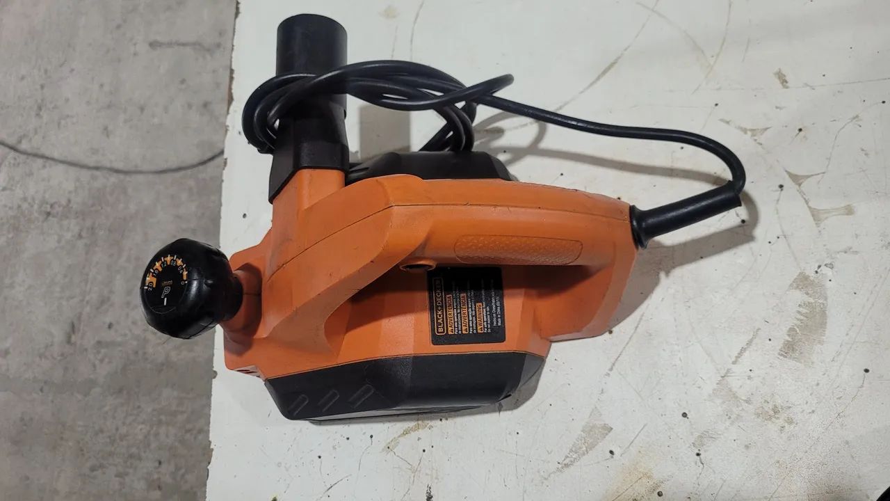 Electric planer