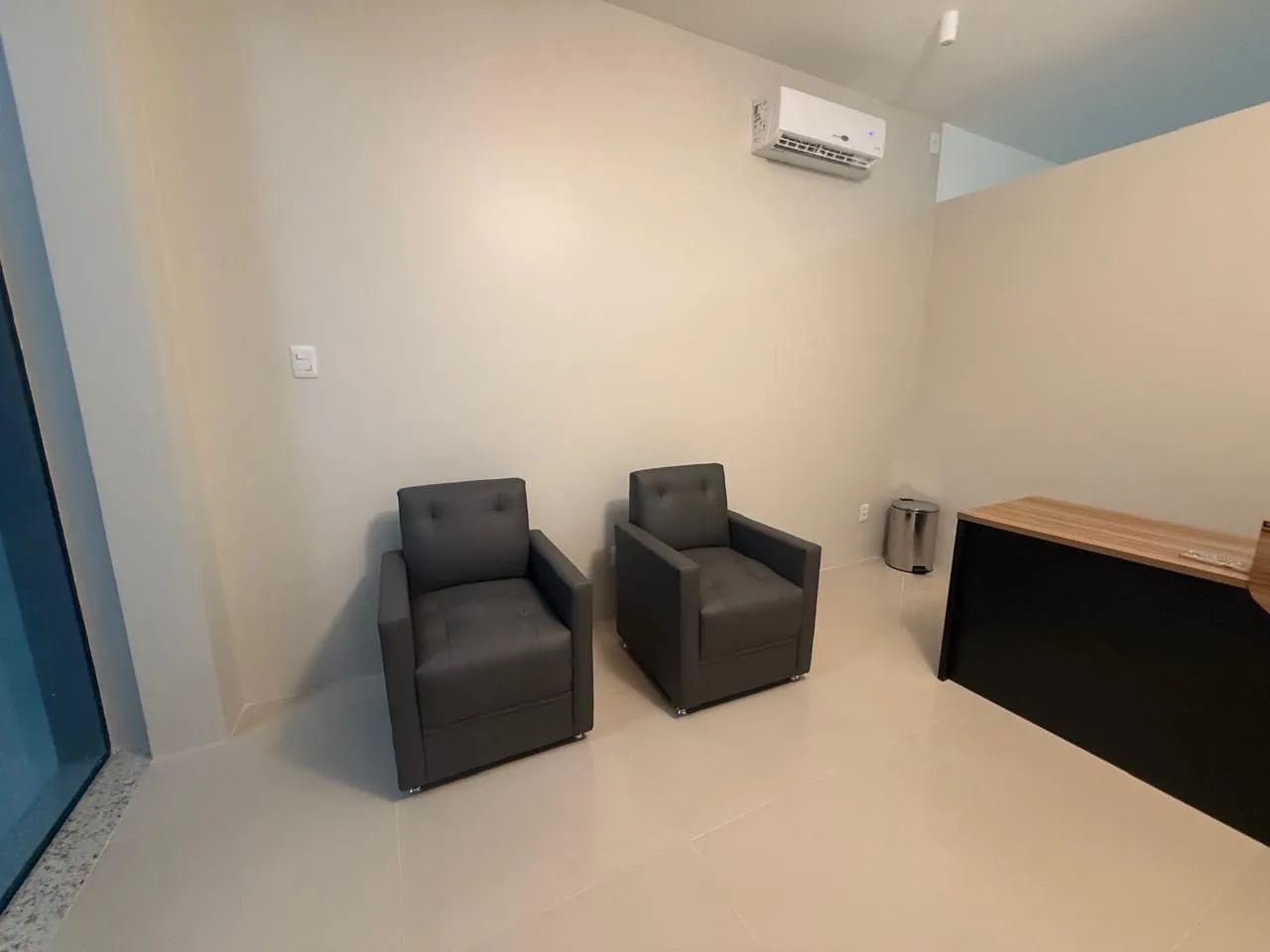 Poltronas Lindas e aconchegantes - Foto 3