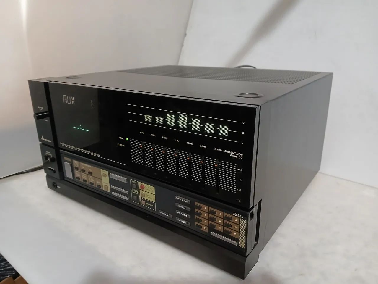 Receiver Mitsubishi DA R504 com defeito 
