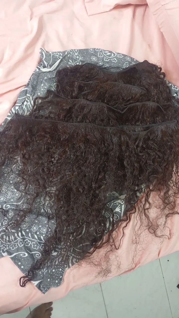 Cabelo humano cacheado