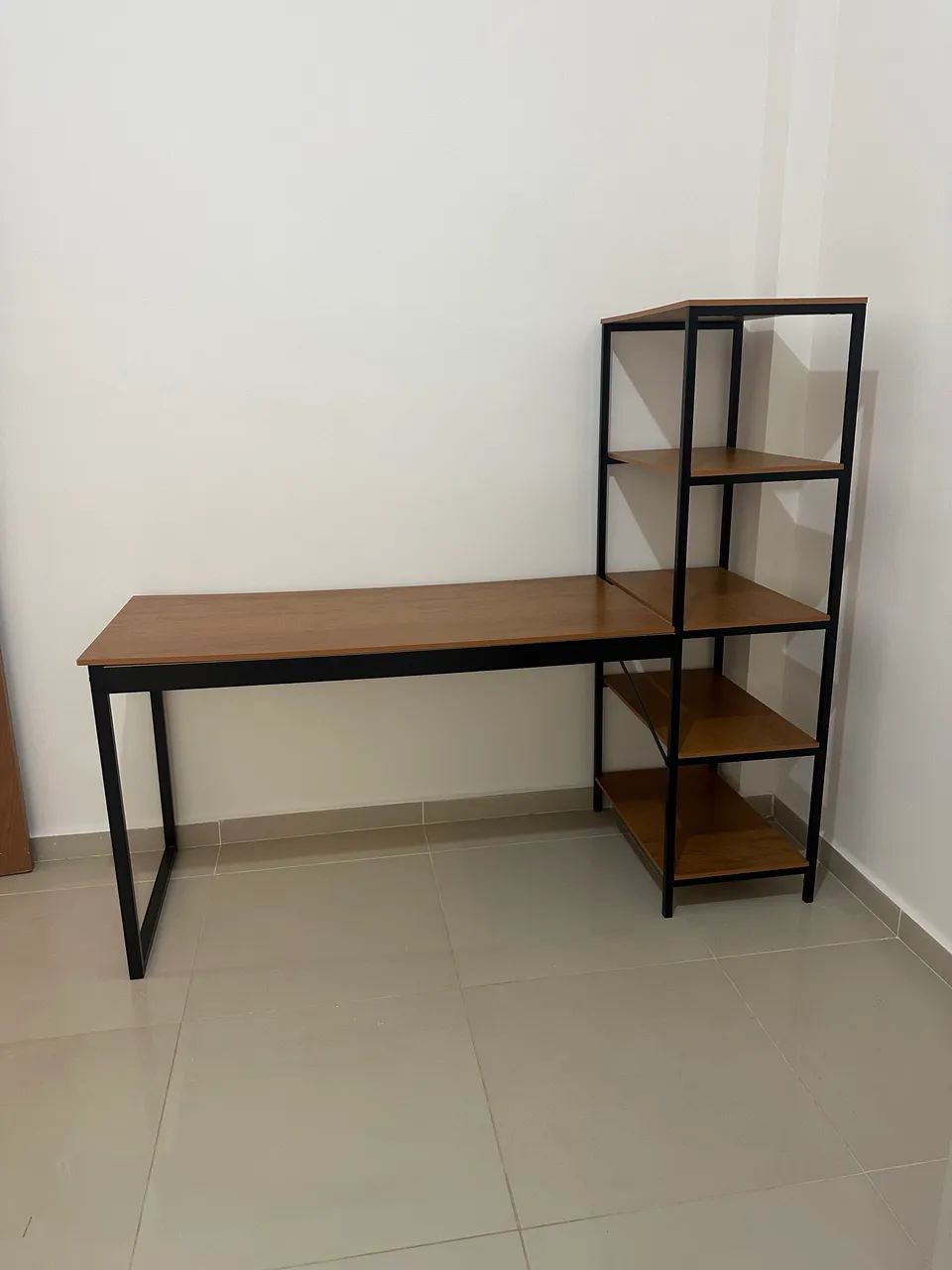 Escrivaninha  - Foto 2