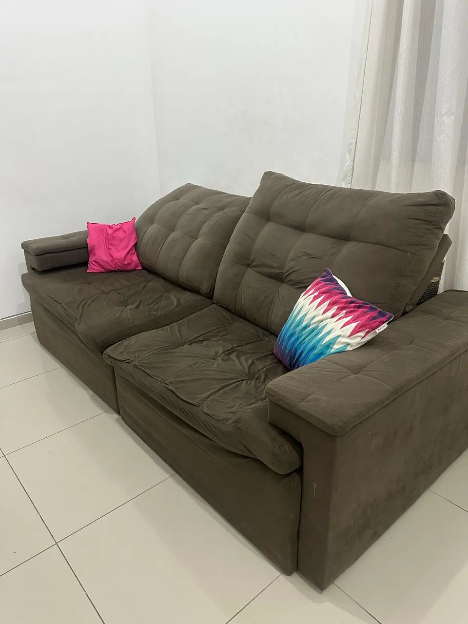 Sofá Retratil 4 lugares - Foto 2