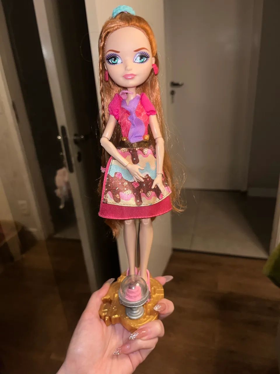 Boneca Ever After High Holly  - Foto 2