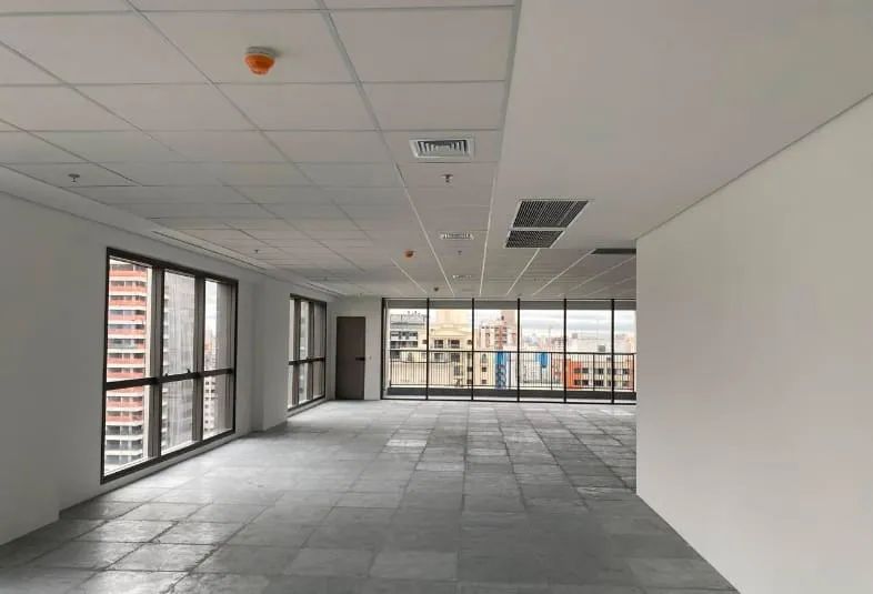 Sala comercial na Rua Airi, 227 - Conjunto 22 - Torre A  236 m²