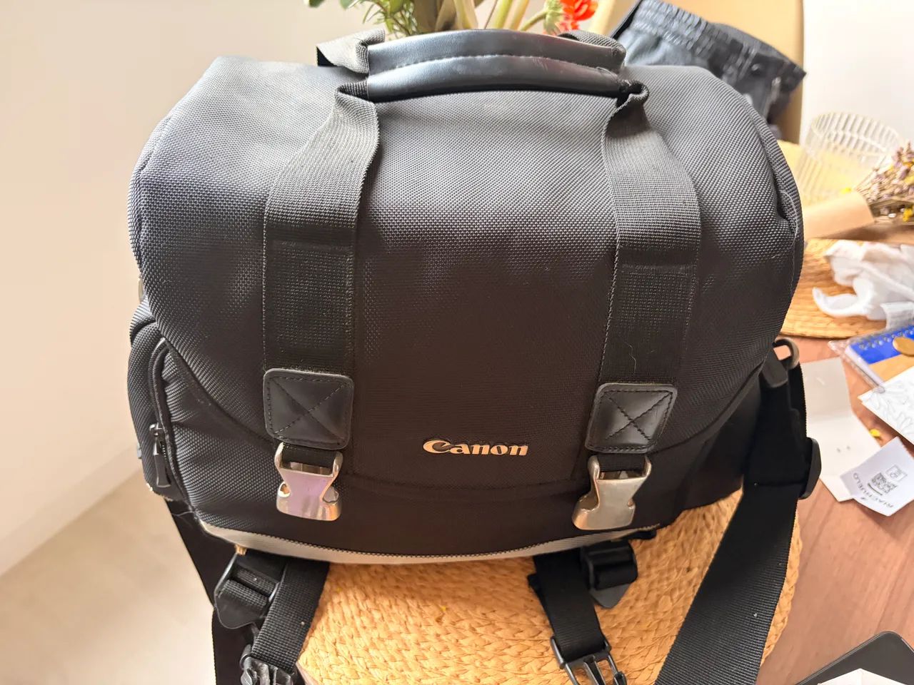 Canon EOS Rebel T2i  - Foto 2