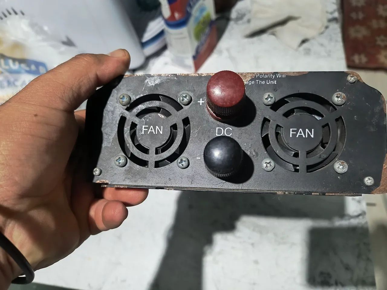 Inversor para bateria energia solar 2500 watts de 12  volts para 220 onda senoidal pura  - Foto 4