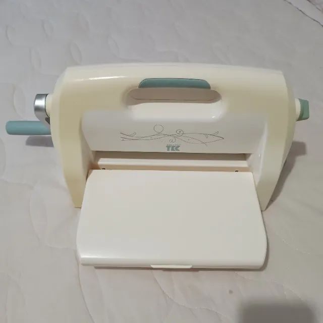 Máquina de corte relevo elegance toke e crie