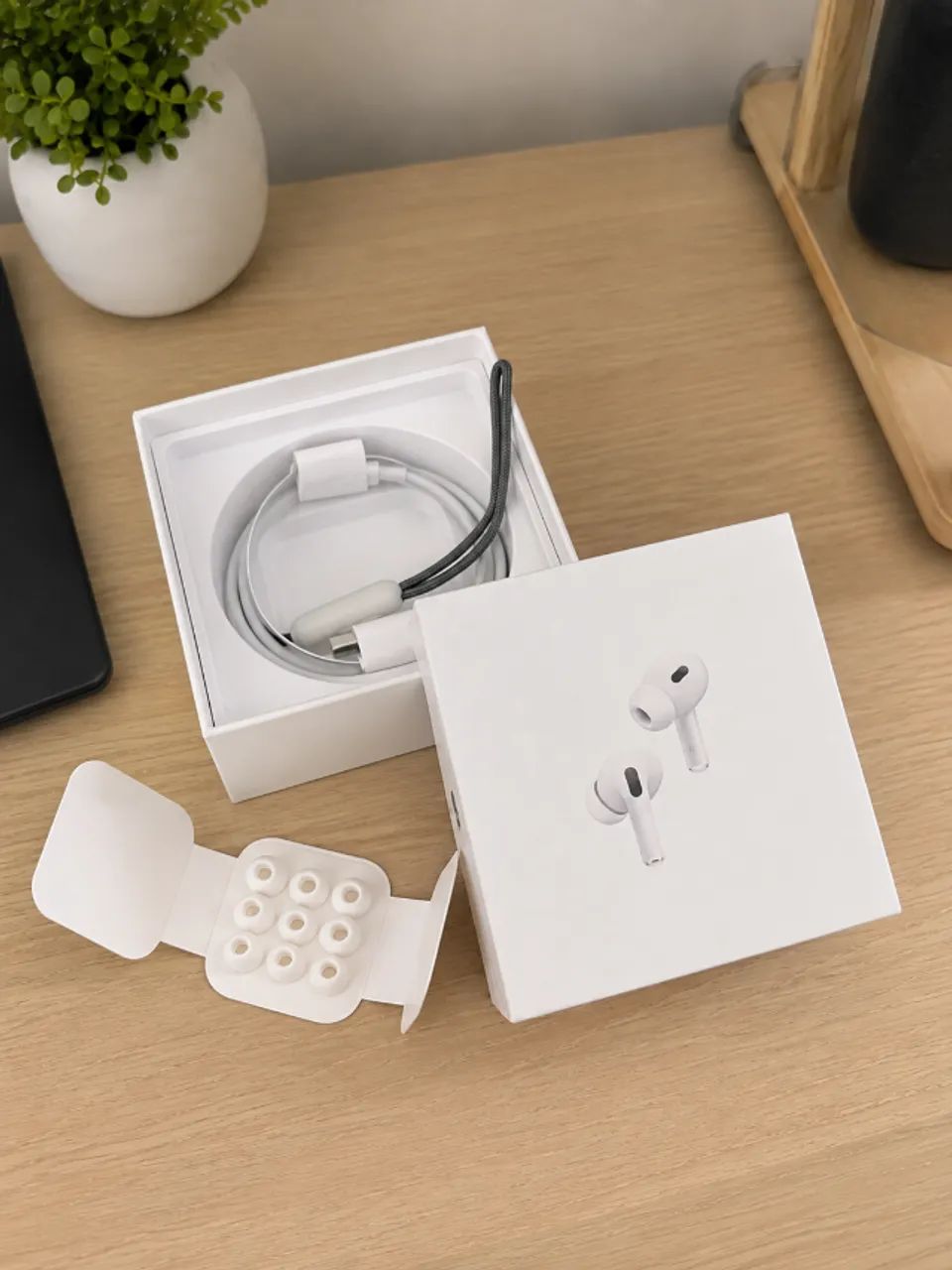 AirPods Pro 2 com Caixa e Acessórios - Foto 5