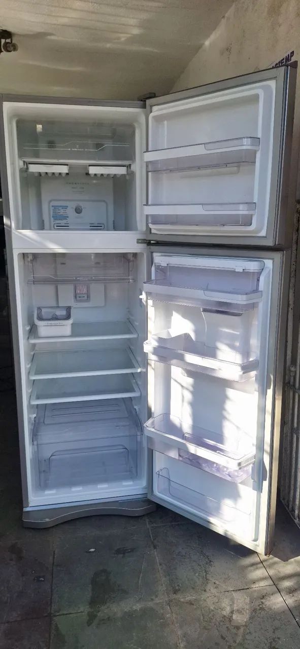 Geladeira duplex Electrolux  - Foto 4