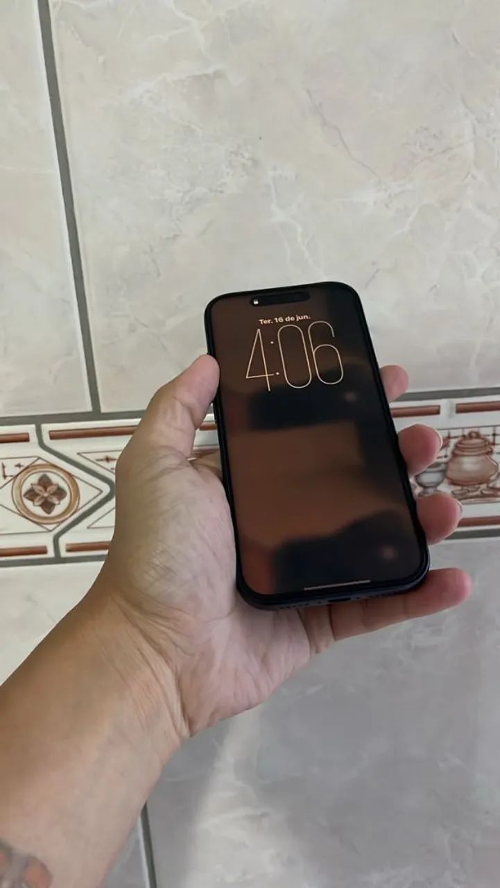 Iphone 17 Pro Max 256gb Bateria 100% - Foto 2