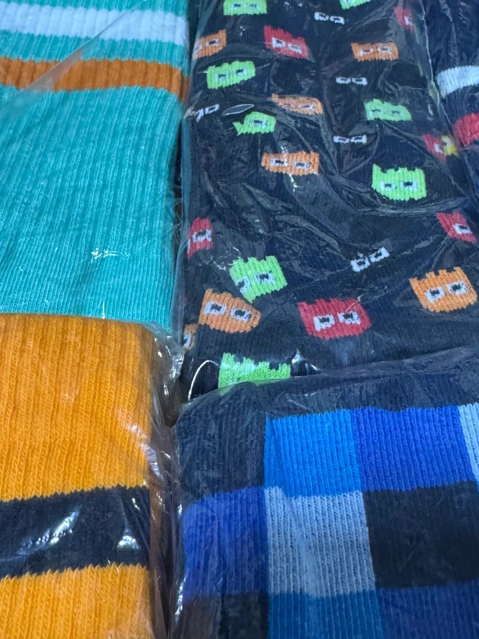 10 pares de meias de ótima qualidade 60.00