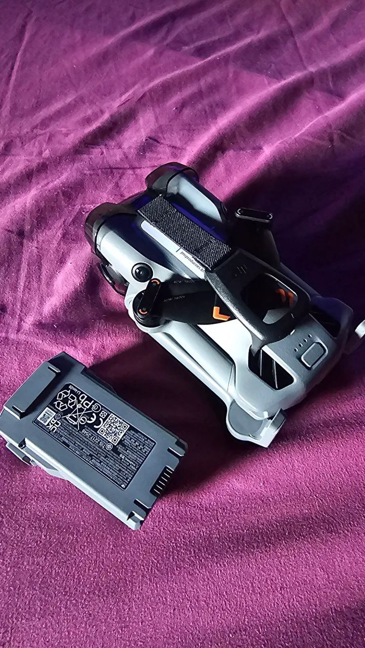 Drone mini 5 pro + 1 bateria plus 52m+ tela rc2in  (barato) novo