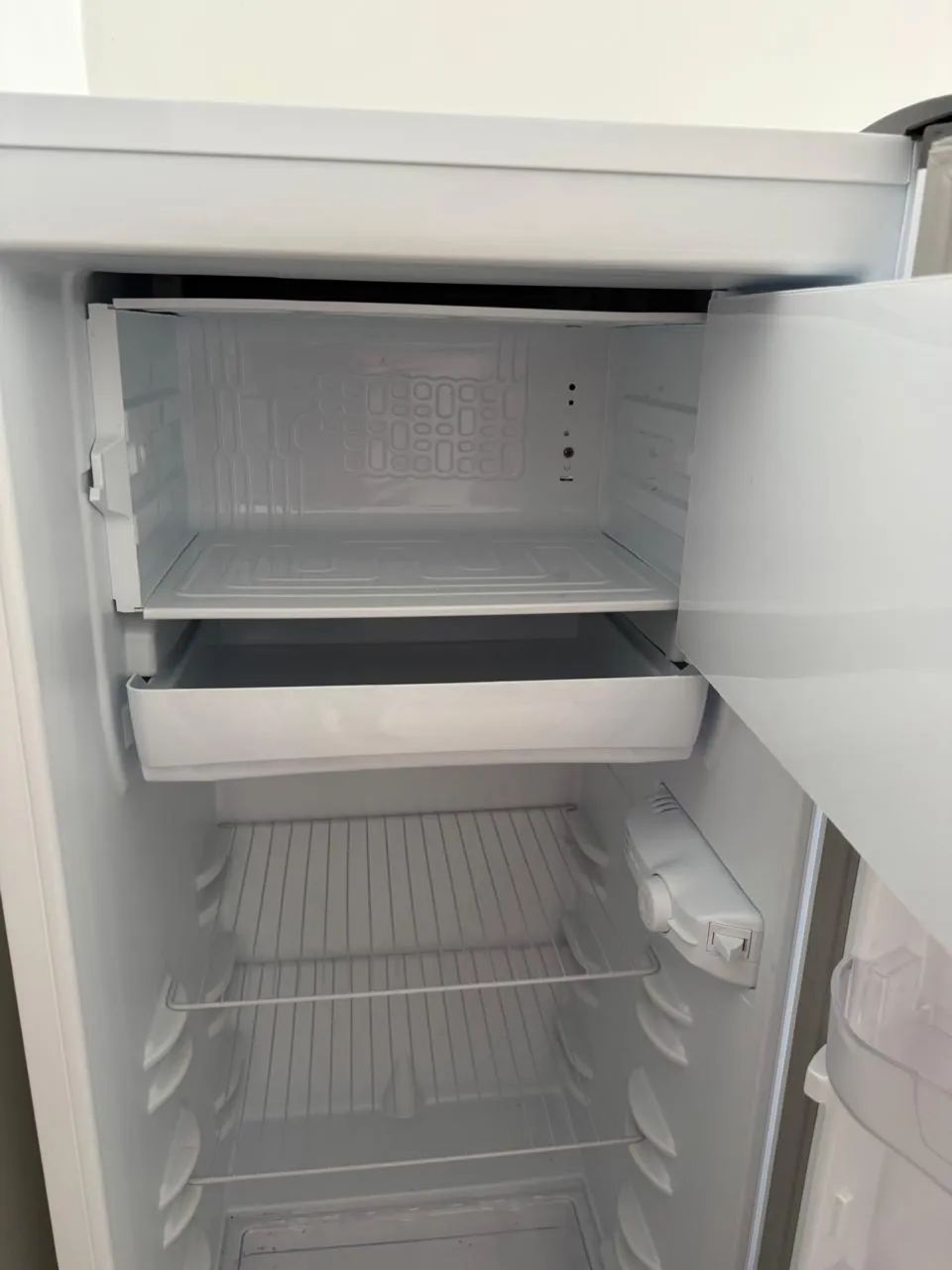 Geladeira, poucos meses de uso  - Foto 3