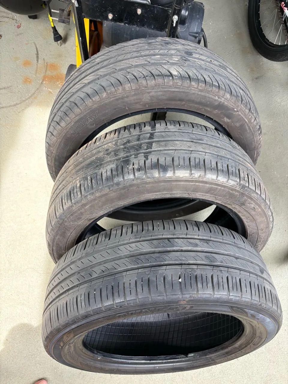 PNEU R16 