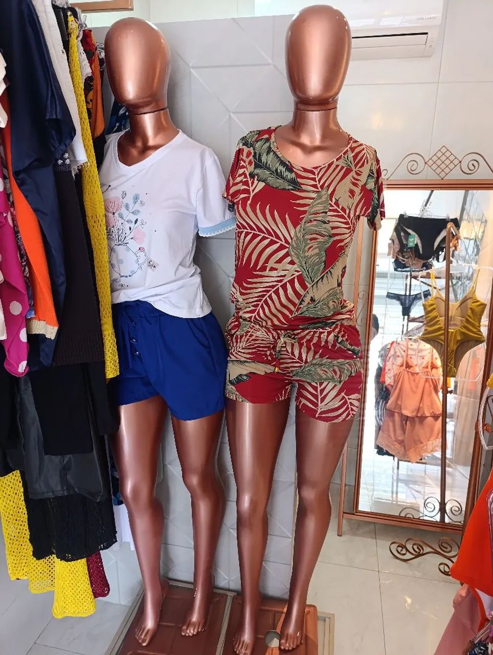 Vendo 2 maniquin feminino 