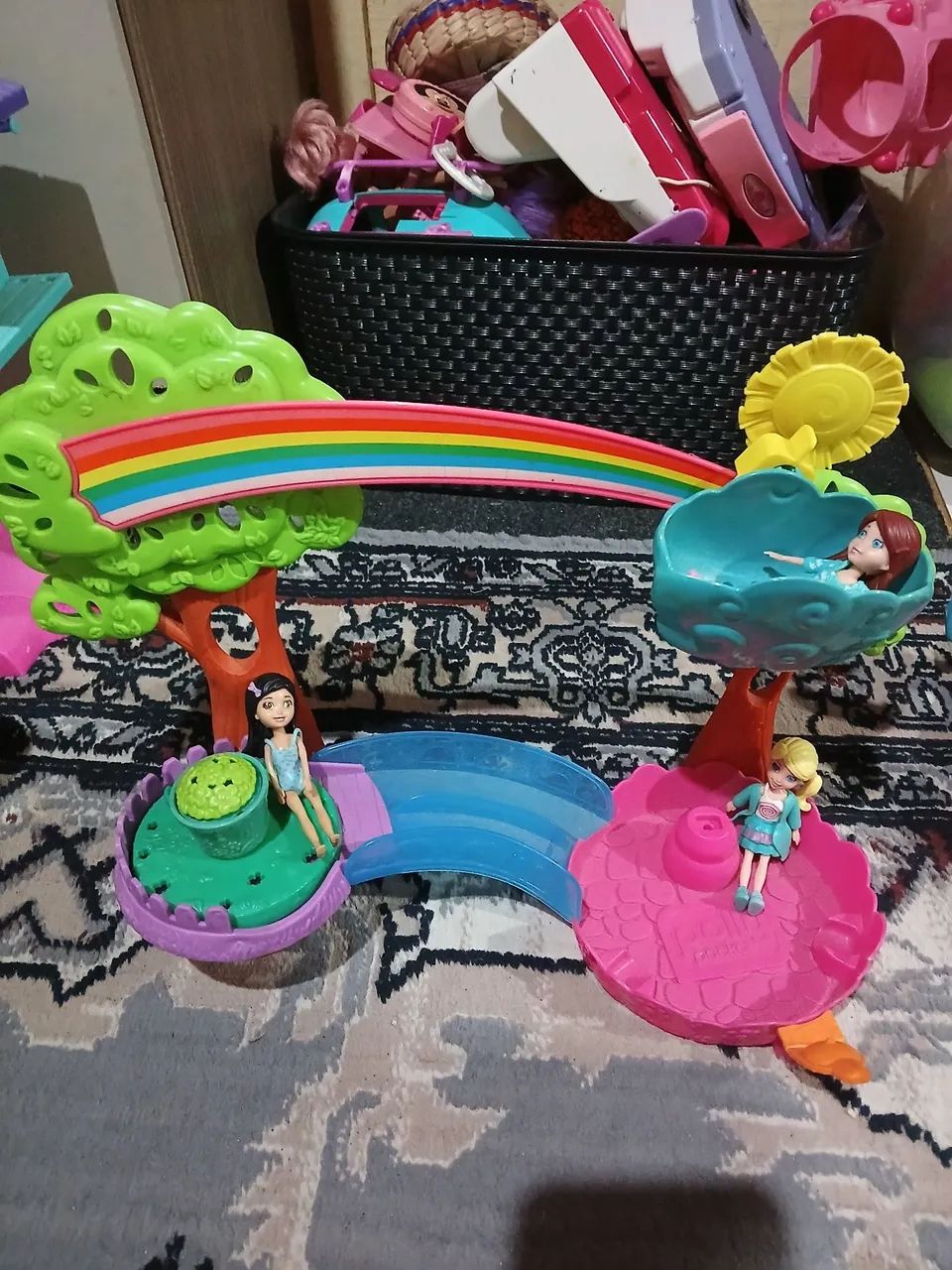 Parque da polly com bonequinhas 