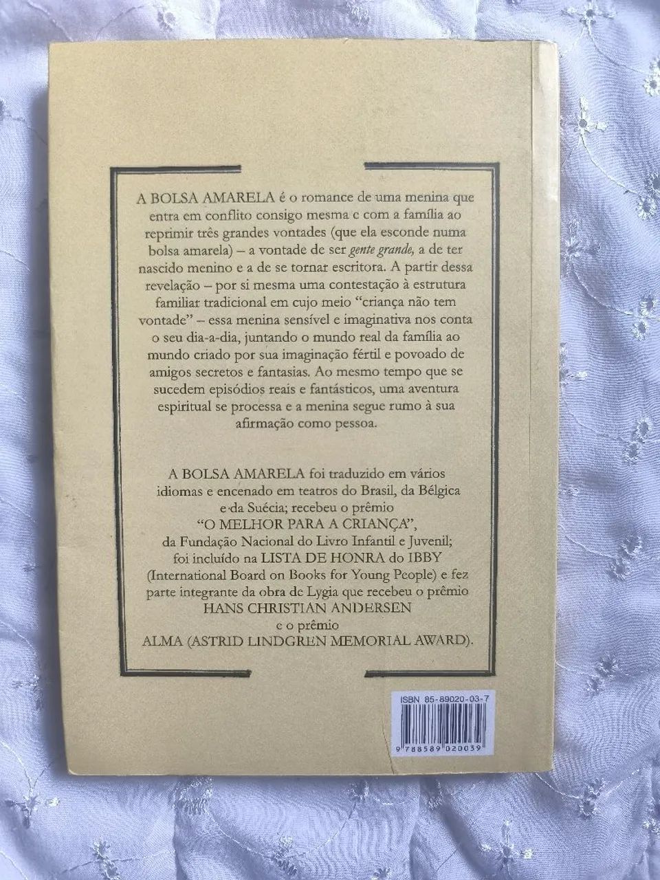 Livro "A bolsa amarela" - Foto 2